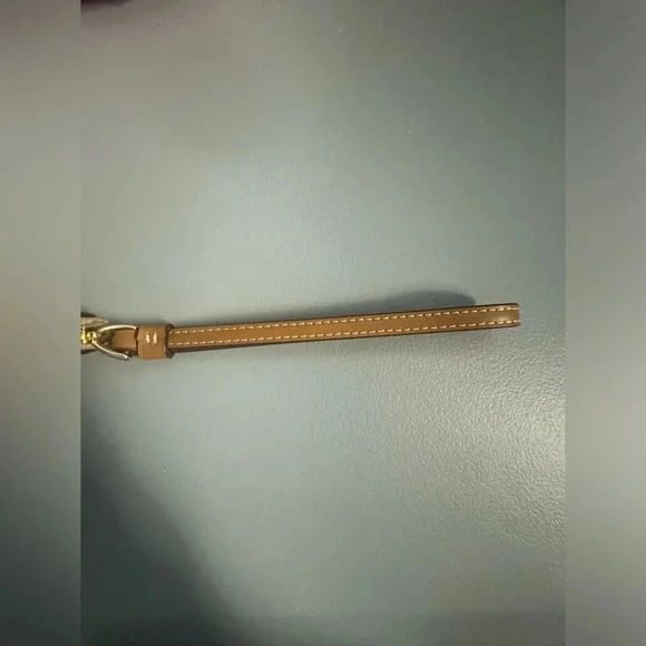 Coach Corner women’s Zip Wristlet Signature Canvas Stripe khaki chalk saddle - Picture 3 of 5